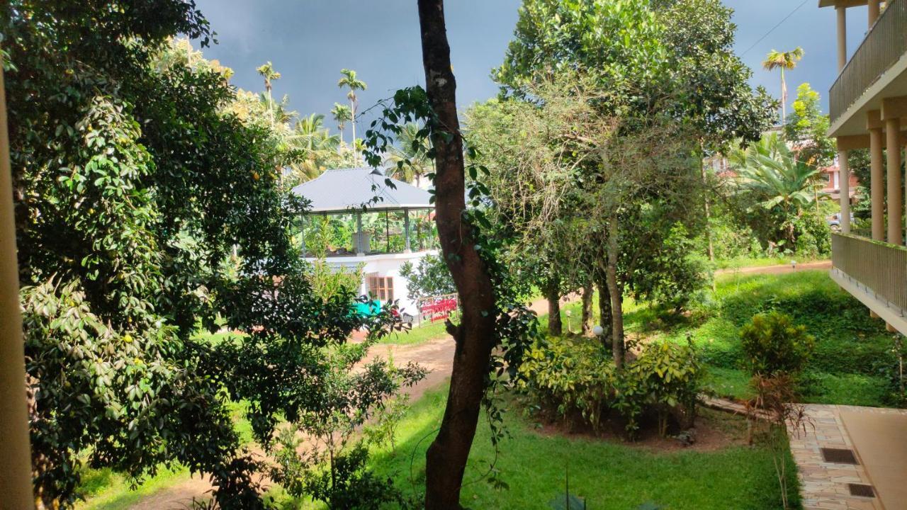 Gooseberry Family Retreats - Wayanad Hotel Meenangadi Bagian luar foto